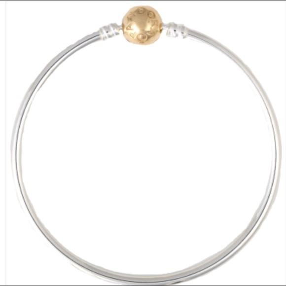 Pandora Moments Gold clasp Bracelet 6.7" - Picture 2 of 11